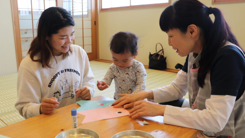 4月16日　ひかりの広場「こいのぼり制作」